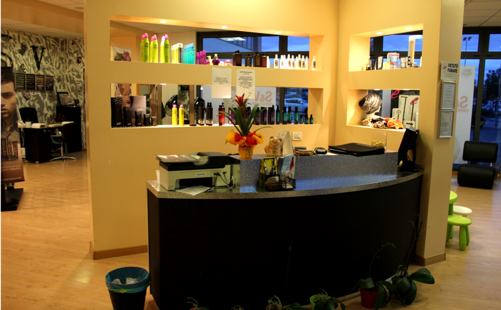 S & V PARRUCCHIERI  - Fiumicello