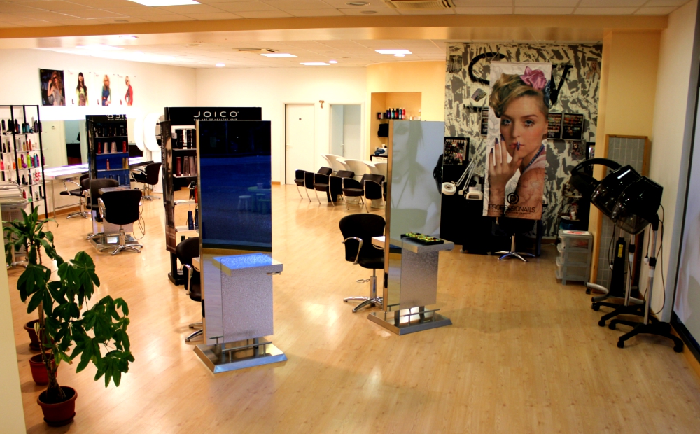 S & V PARRUCCHIERI  - Fiumicello