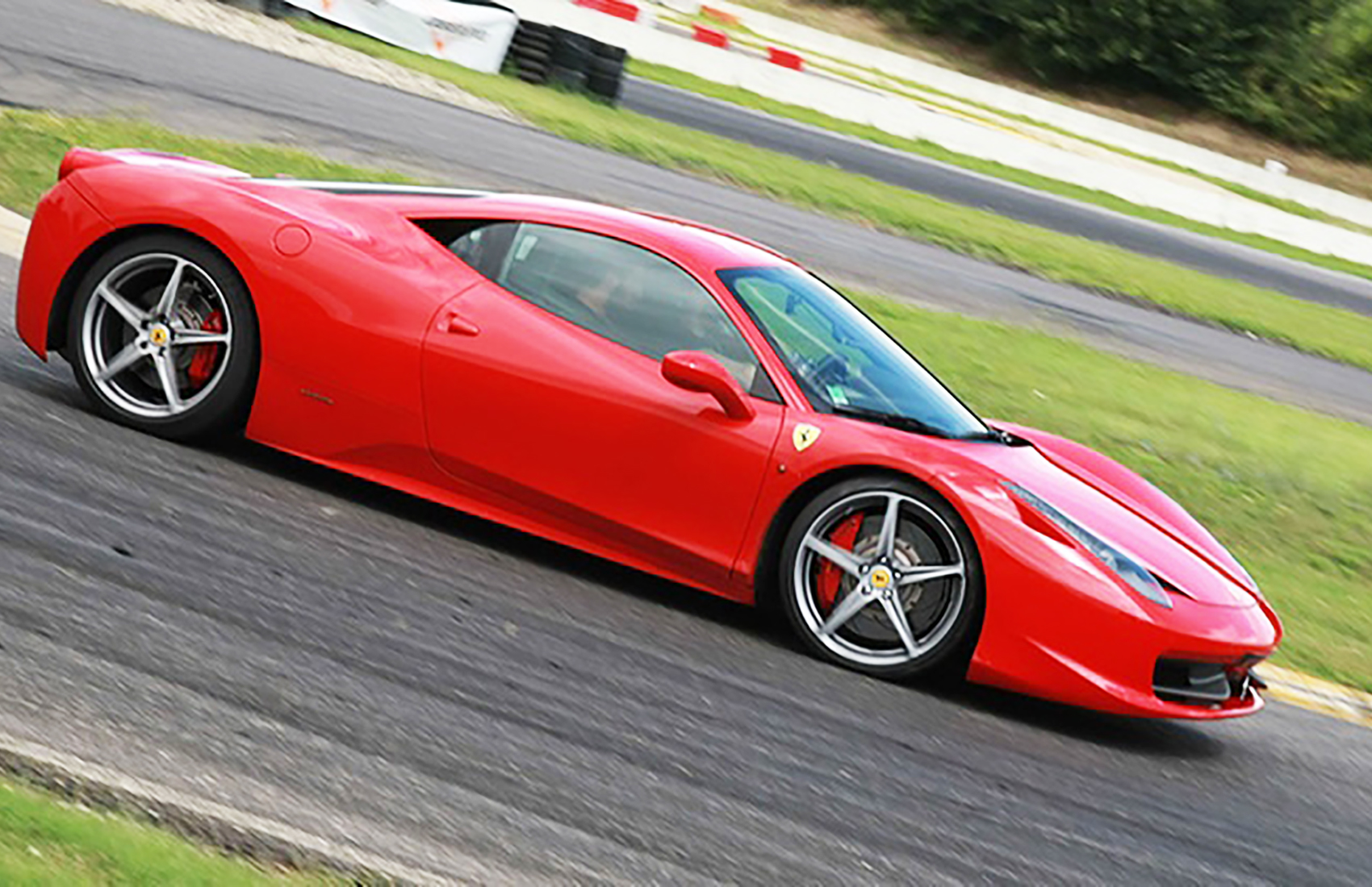 Guida Ferrari Pomposa