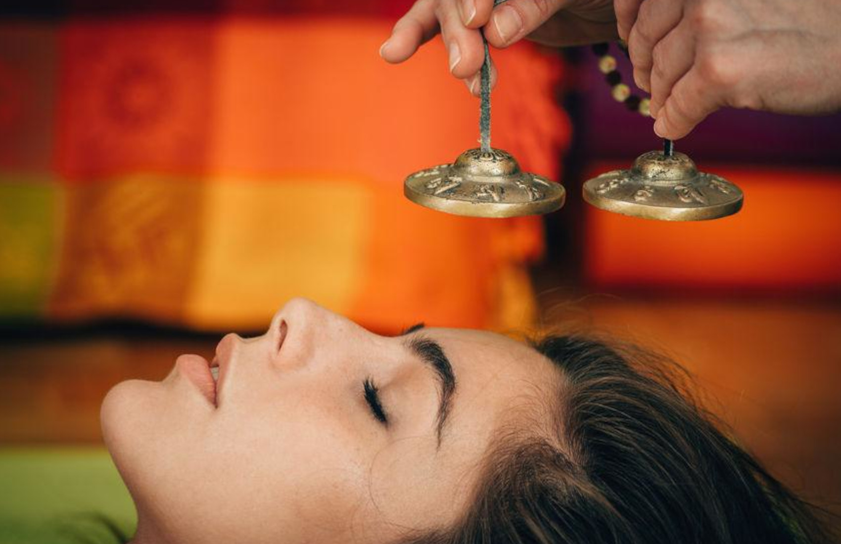 Lakshmi Ananda - Massaggio sonoro con le campane tibetane